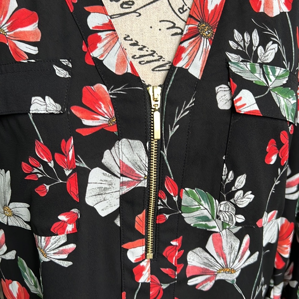 Express Blouse NWOT - Picture 7 of 10